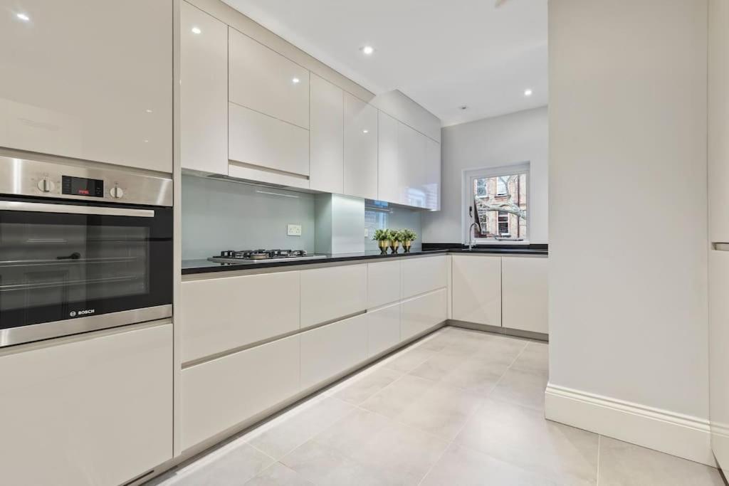 Apartamento Luxury 3 Bed Flat In Kensington Londres Exterior foto